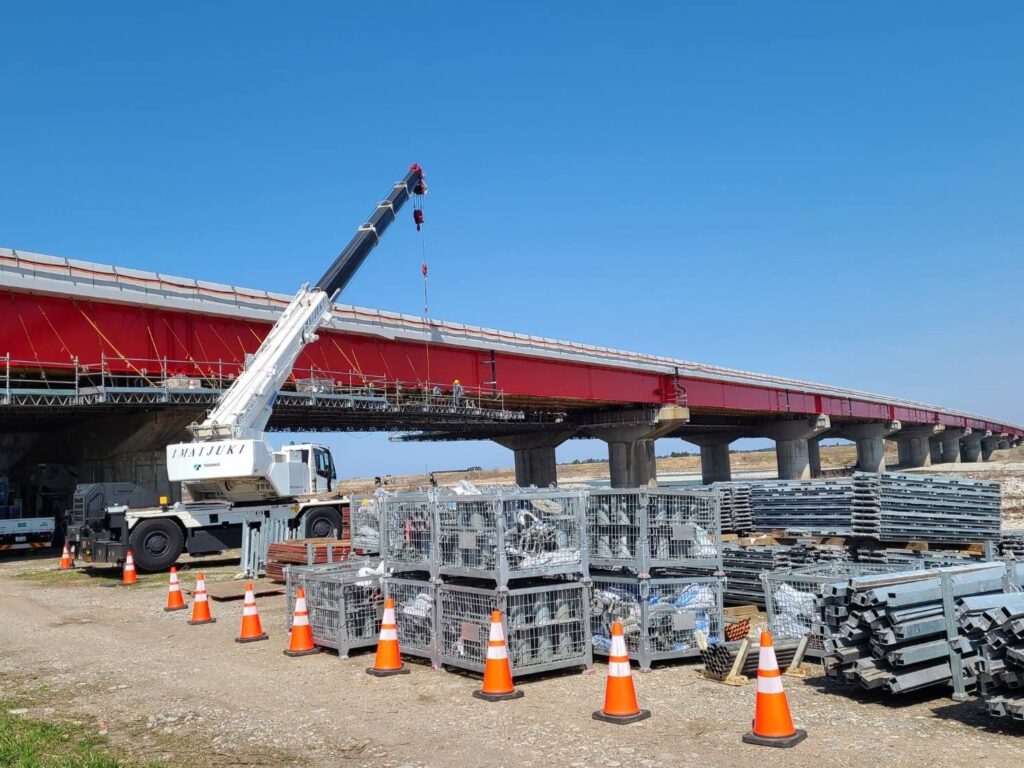 庄川橋 塗装工事 写真2