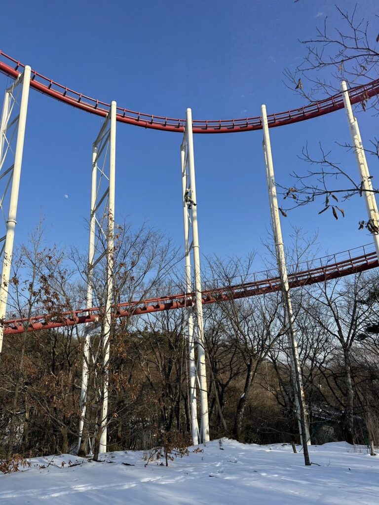 那須ハイランドパーク 遊園地施設塗装 写真1